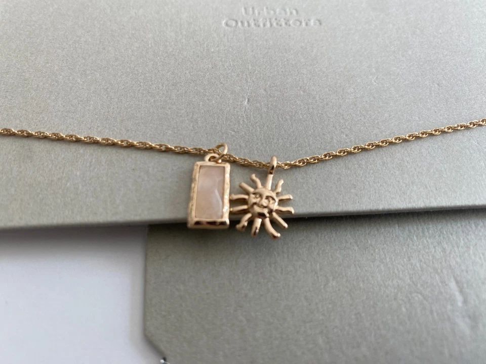 Colares femininos Urban Outfitters (conjuntos de 2) - Imagem 3 de 4