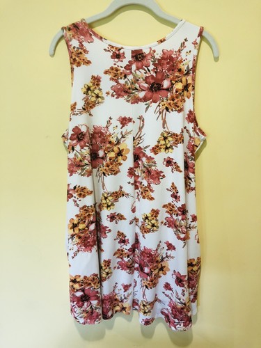 Sweet Pea Women’s Sleeveless Dress Size Medium M Coral Pink Floral Pockets Cute - Picture 2 of 7