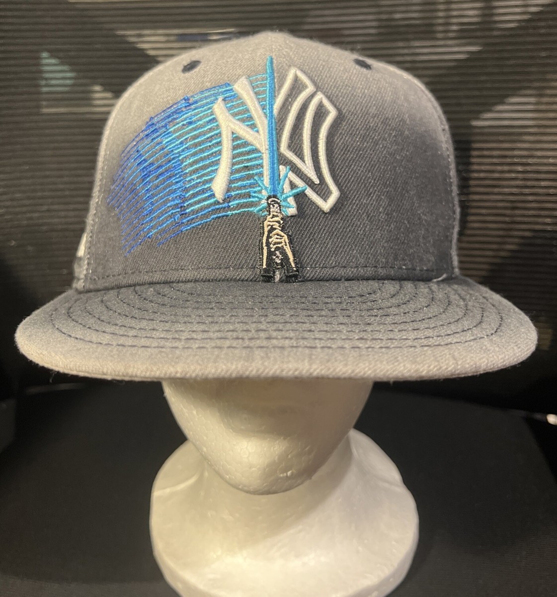 MLB Star Wars New Era Lightsaber Logoswipe New York Yankees Snapback Hat