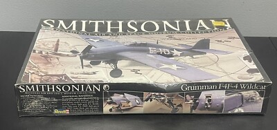Revell Grumman F4f-4 Wildcat Smithsonian Collection Item 4447 for
