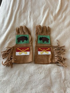 Indian Wars? 10th Cavalry Buffalo Soldiers beaded gauntlets