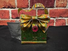 Disney Parks Frozen Anna Present Green Sparkle Gold Small Box HandBag NWT n2