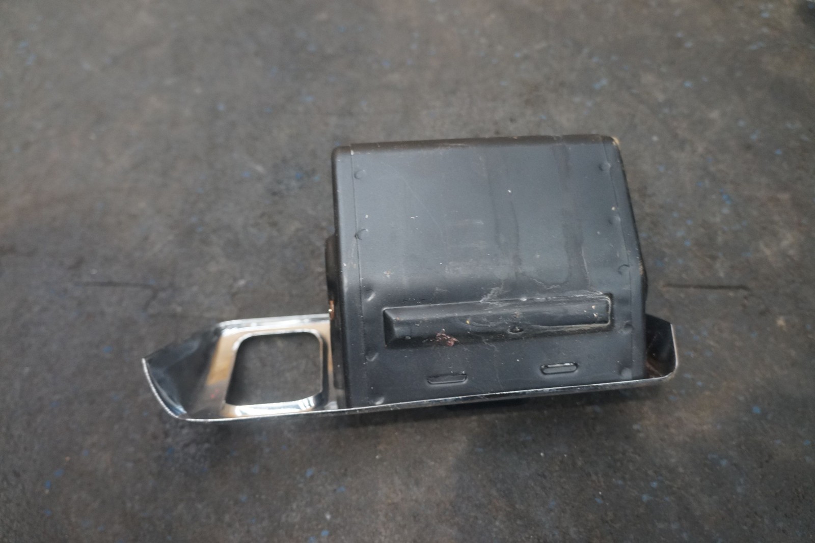 Rear Left Door Trim Panel Ashtray OEM Bentley Turbo R 1991