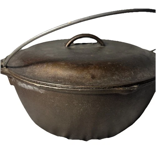 Vintage Lodge USA Cast Iron Dutch Oven Large 12 Inch