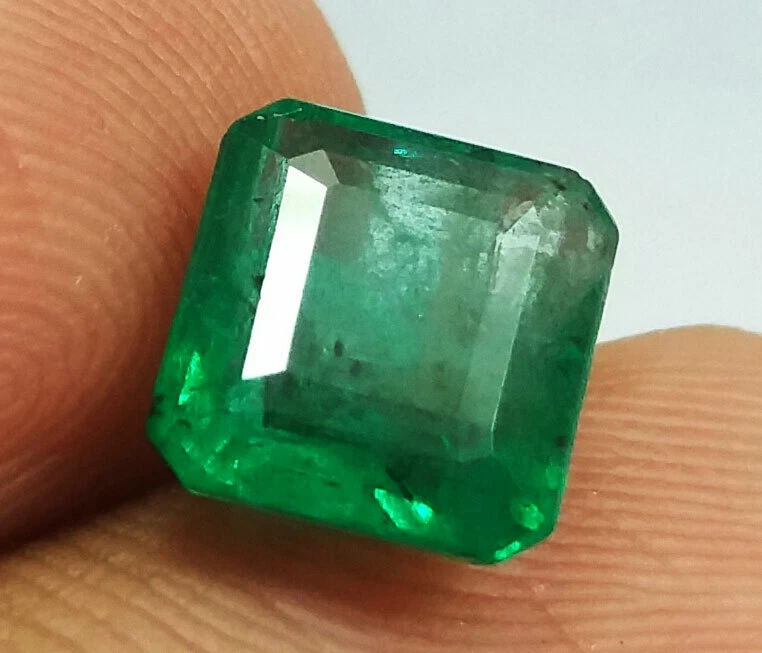 2.90 Ct Natural Mint Green Zambia Emerald Square Cut Excellent Quality Untreated - Image 2 of 4