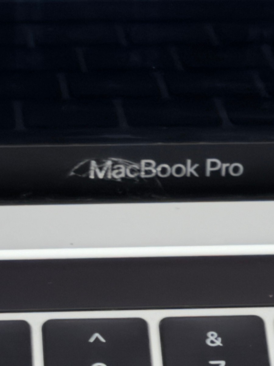 Macbook pro 2019 13 inch - READ DESCRIPTION FOR MORE DETAILS Macbook pro 2019 13 inch - READ DESCRIPTION FOR MORE DETAILS
