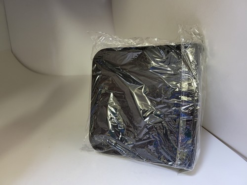 BLACK VINYL TRAVEL STORAGE CASE + PINK WRIST STRAP HOLDS 32 Wii Games #N19 - Picture 4 of 12
