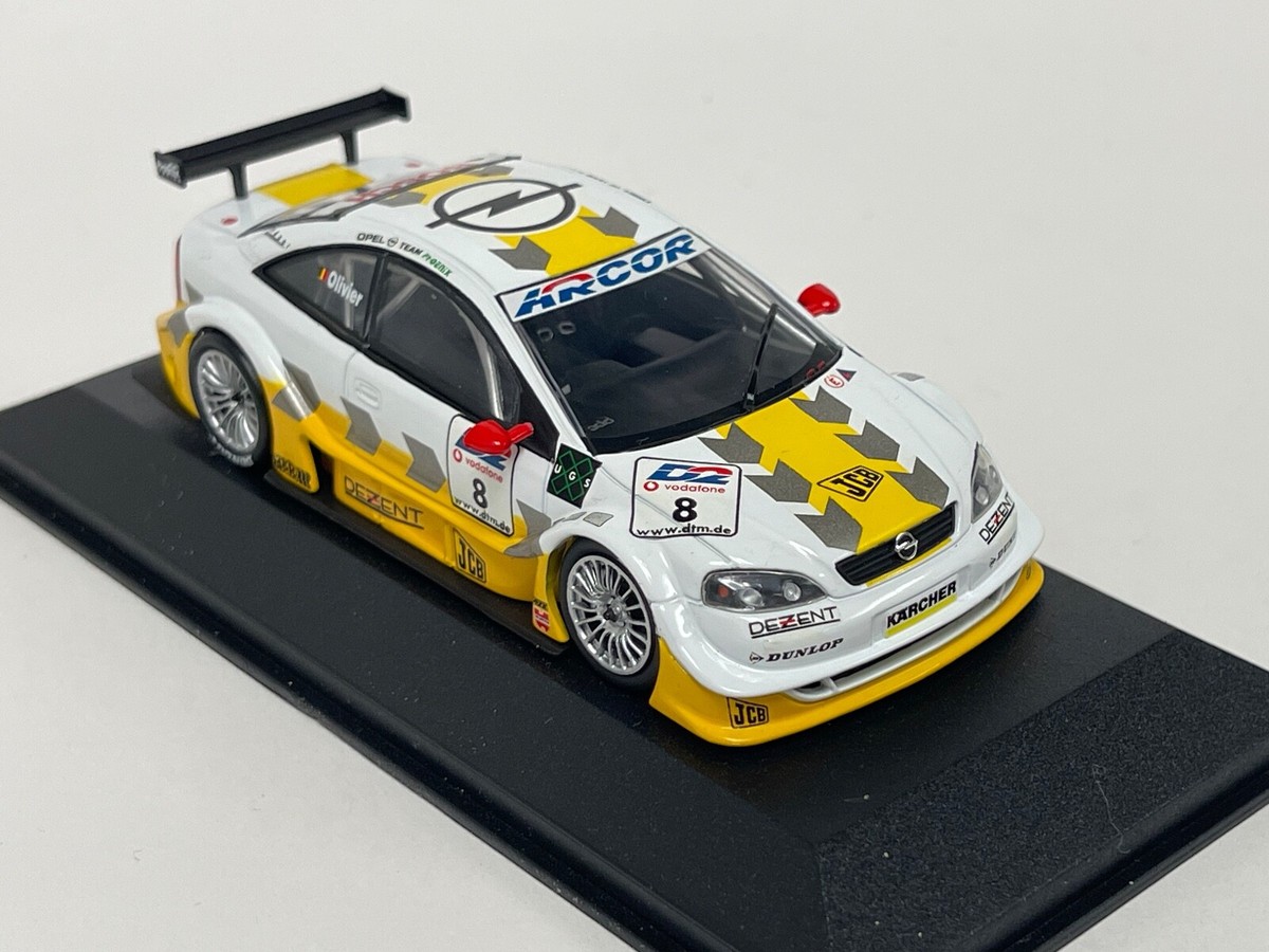 1/43 Minichamps Opel V8 DTM 2001 Team Phoenix T.Oliver Car #8