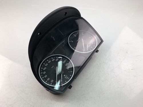 BMW 3 E90 Kombiinstrument 9242346 2008 17368825