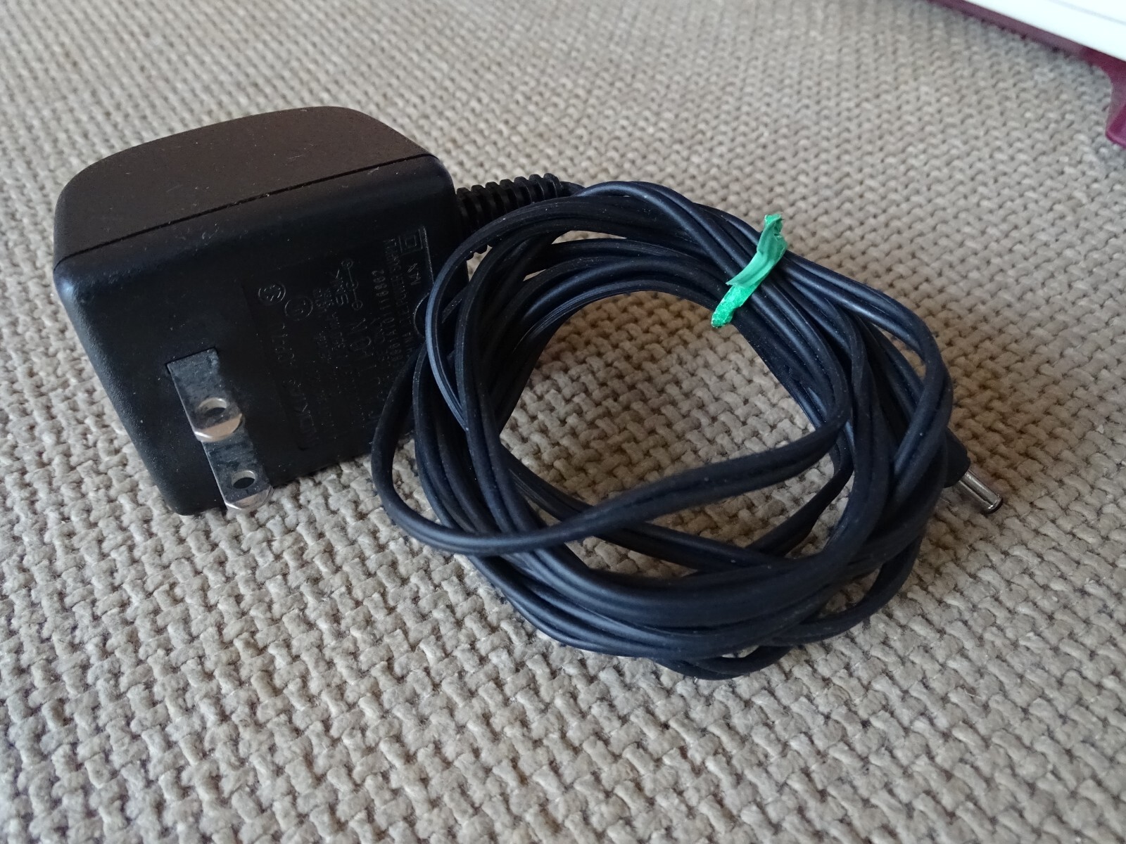 AC-DC Adaptor By NOKIA Model ACP 7-U Input 120v 45mA -Output DC 3.7v ...