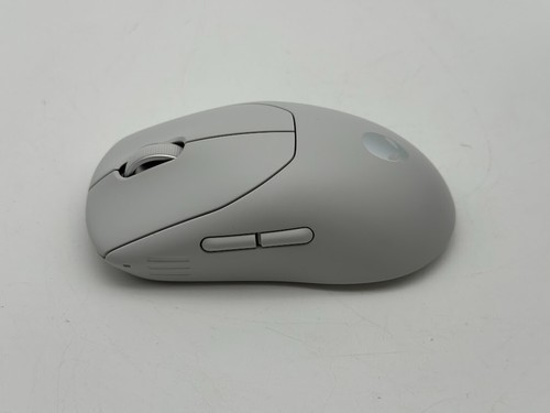 Alienware Pro Wireless Ambidextrous Mouse - Wired - Lunar Light READ/FOR PARTS - Picture 4 of 8
