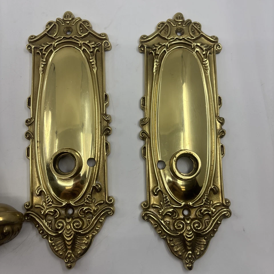Nostalgic Warehouse Victorian Long Plate with Victorian Knob in Polished Brass - Image 3 of 4