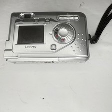 Digital Cameras Point Shoot Fujifilm Works W 256 MB xD Card Carrying Case