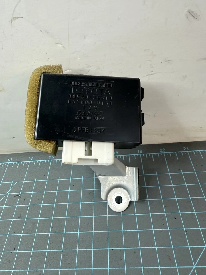 01 02 MÓDULO CONVERTIDOR REMOLQUE TOYOTA 4RUNNER OEM 08940-35810 Foto 2 de 4