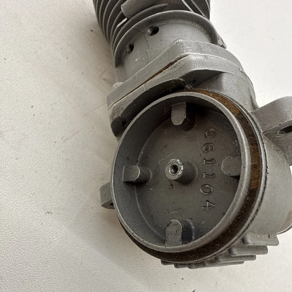 Vintage Super Cyclone Model 60 Gas Model Airplane Engine Amazing Shape M2 - Image 4 of 4