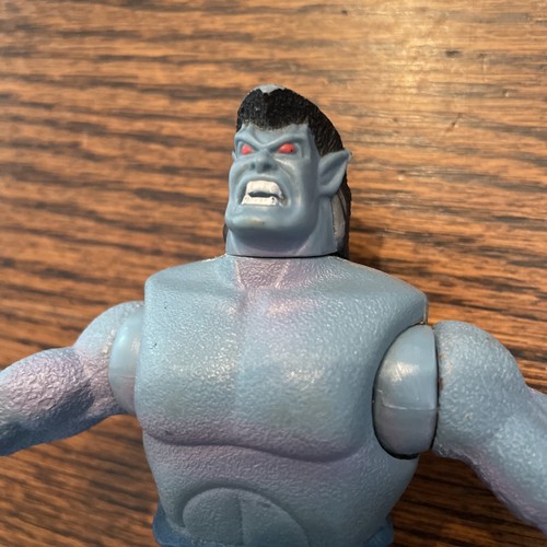 Vintage Gargoyles Goliath Quick Striking 95 Kenner Disney 1995 90s Action Figure - Picture 2 of 3