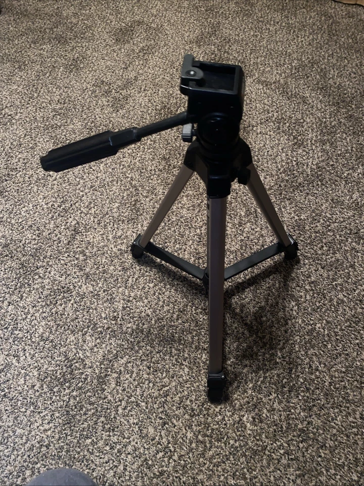 Ambico V-0554 Video Camera Tripod 57 Inch Light Weight Telescoping Reel - Image 2 of 4