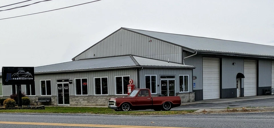 Rejilla interior de plástico para camioneta Chevy C10 71-72 con detalles plateados Argent Foto 3 de 4