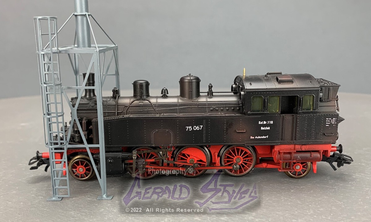 Märklin HO 37133 - DB Steam Locomotive BR Class 75 with Heating