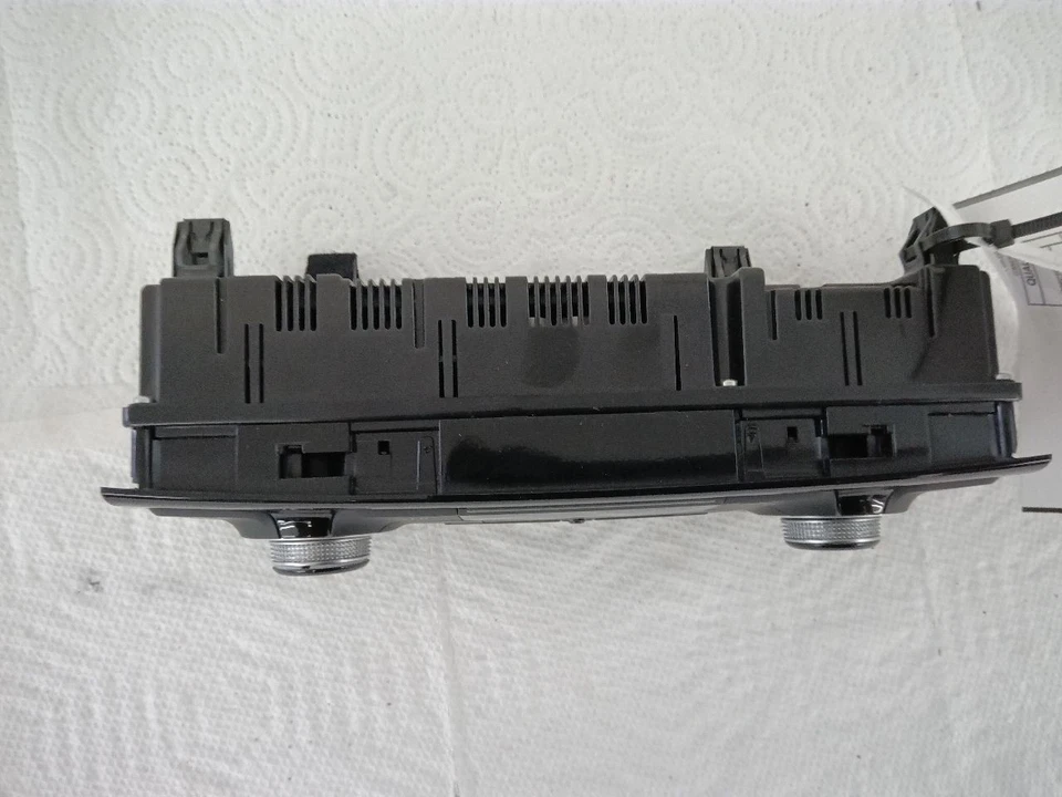 Control Temperatura Delantero Con Ventilación Asiento de 11-14 AUDI A8 2336941 Foto 2 de 4
