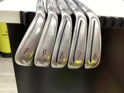 TaylorMade SIM2 MAX Eisensatz 6-9, Pw 5tlg Flex Stiff TENSEI BLUE TM60 Graphit