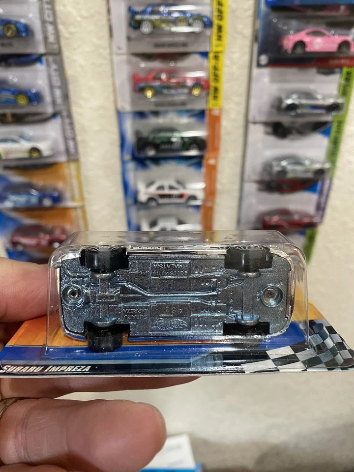 Hot Wheels 2008 Target Exclusive Race Aces Subaru Impreza cromo metálico muy buen estado Foto 3 de 4