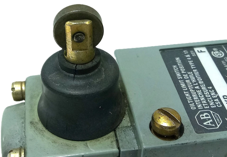 Interruptor de límite hermético Allen-Bradley 802T-KP 600 V AC 10 A Foto 2 de 3