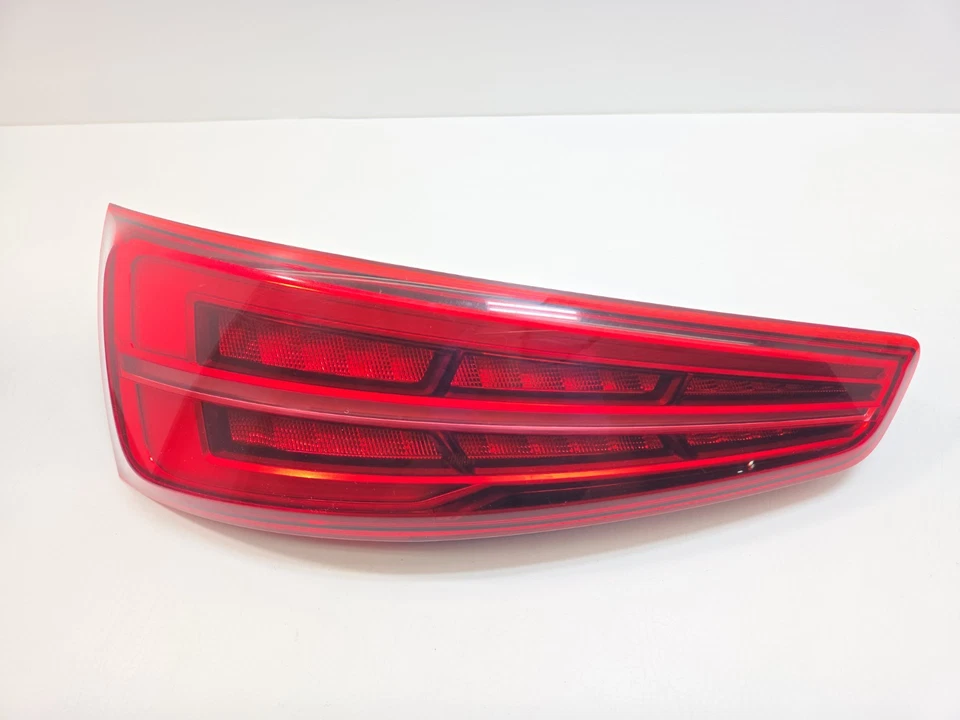 2016-2018 奥迪 Q3 Quattro 后驱动侧尾灯尾灯原始设备制造商 — 第 3/4 张图片