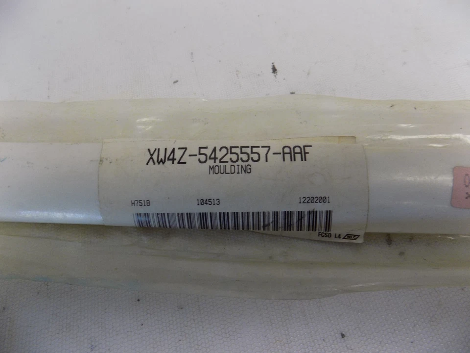Nuevo OEM 2000-2002 Lincoln LS 2000-2002 Cuerpo del lado del conductor izquierdo Moldura Moldura Foto 3 de 3