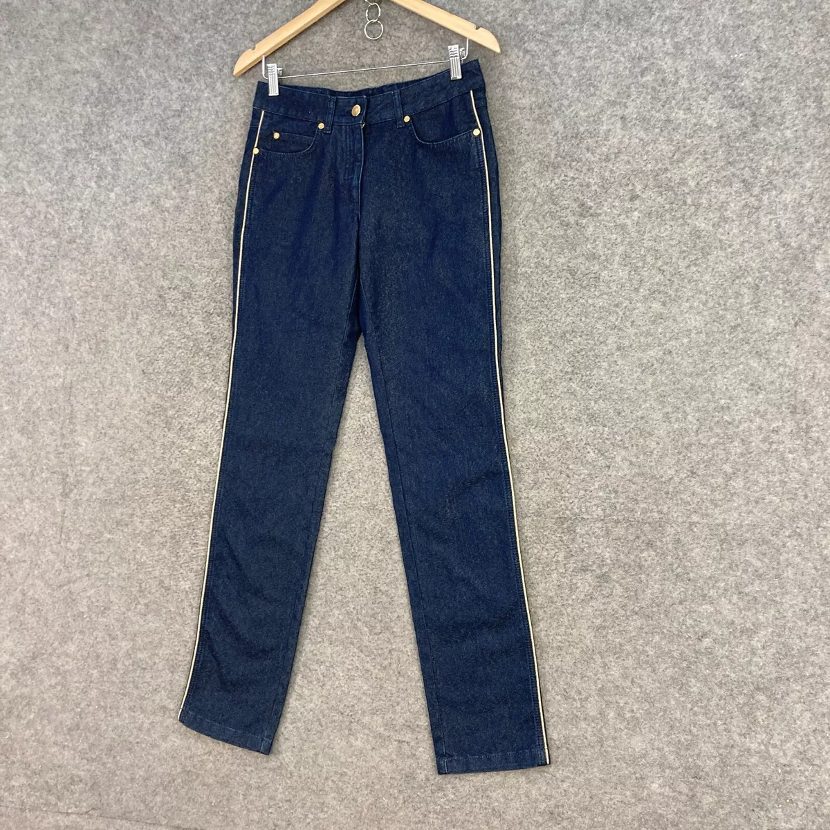 Escada jeans 2025