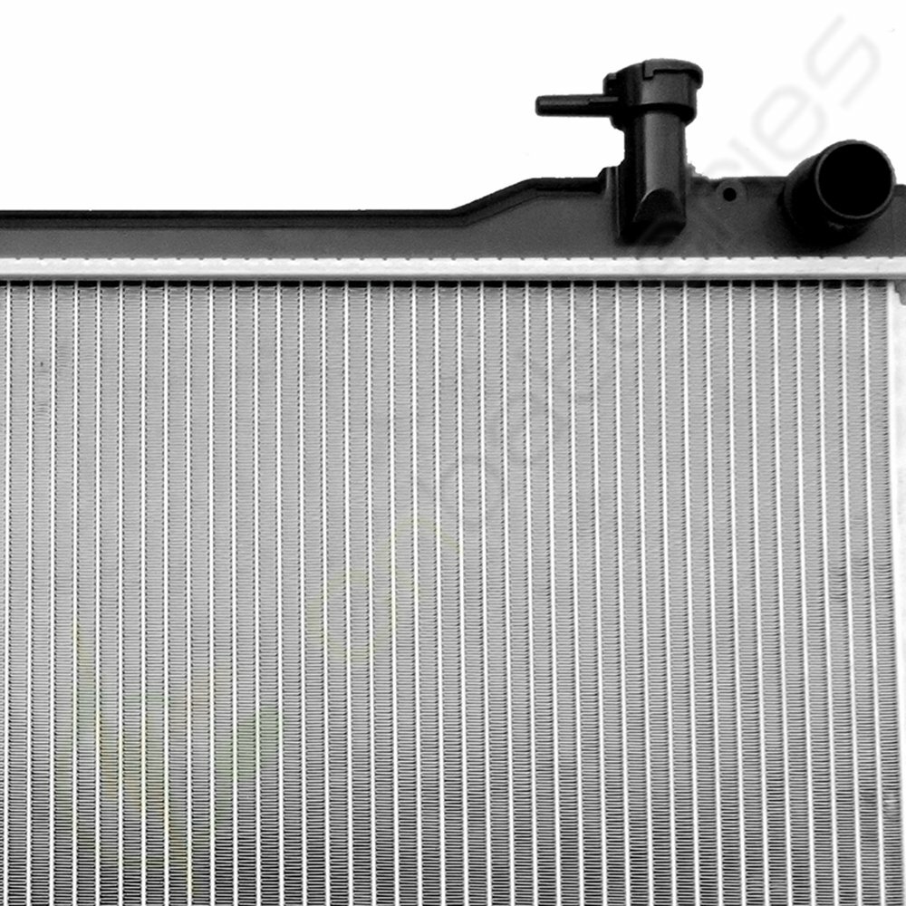 For 2003 2004 2005 2006-2007 Infiniti G35 3.5L 2588 Radiator and Cooling Fan Kit