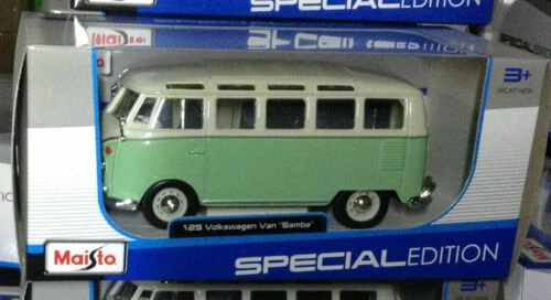 Voitures, camions et fourgons miniatures rouges Maisto VW