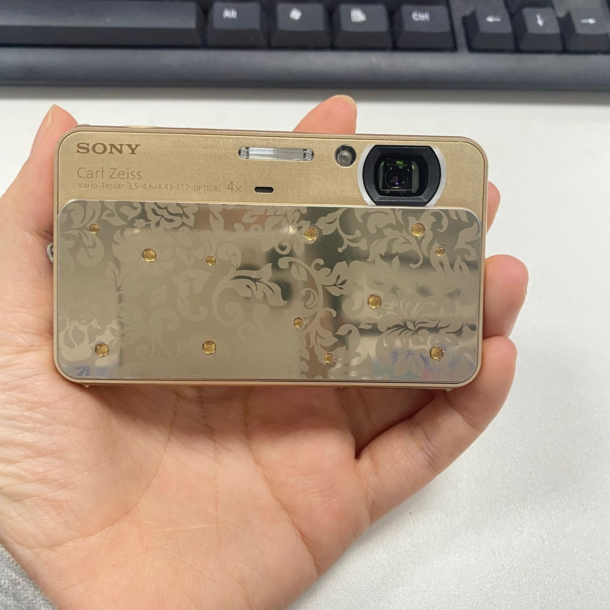 SONY Cyber Shot DSC-T99 14.1MP CCD Vintage Digital