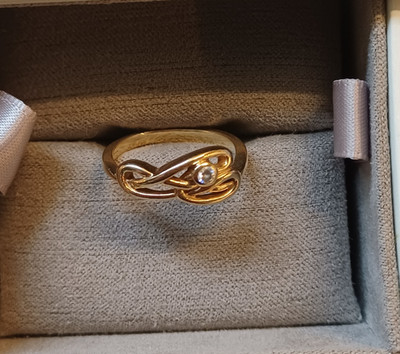 Walisischer Clogau Ring 9 kt Gelbgold mit einem Diamanten Jugendstil Größe K 1/2