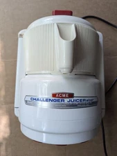 Acme Challenger Juicerator Model 7001 Juicer