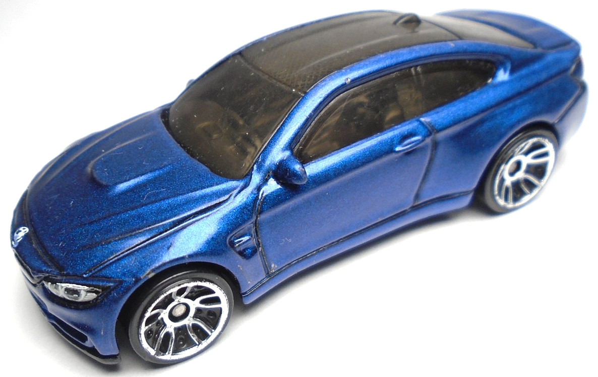 2016 HOT WHEELS HW FACTORY FRESH BMW M4 BLUE 1:64 DIECAST 2 7/8" CAR W/ BLACK