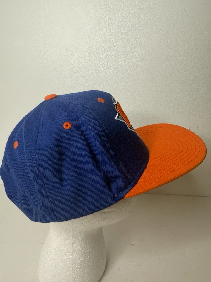 Adidas 2016 New York Knicks NBA Adjustable Plastic Snap Back Blue Orange Cap - Image 4 of 4