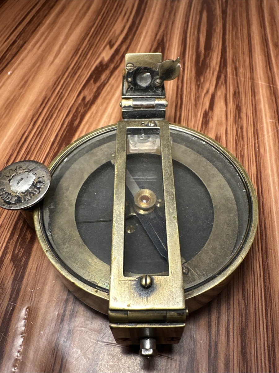 【中古】 The　management　compass Large Solid Brass Prismatic Surveyors Compass (1930's) Works