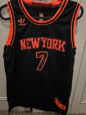 Preços baixos em New York Knicks Basquete Camisas Esportivas