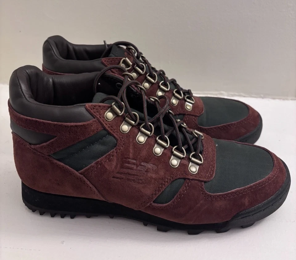 New Balance Rainier- Mens 6.5 (Women's 8) - Great deal.
Opens in a new window or tab