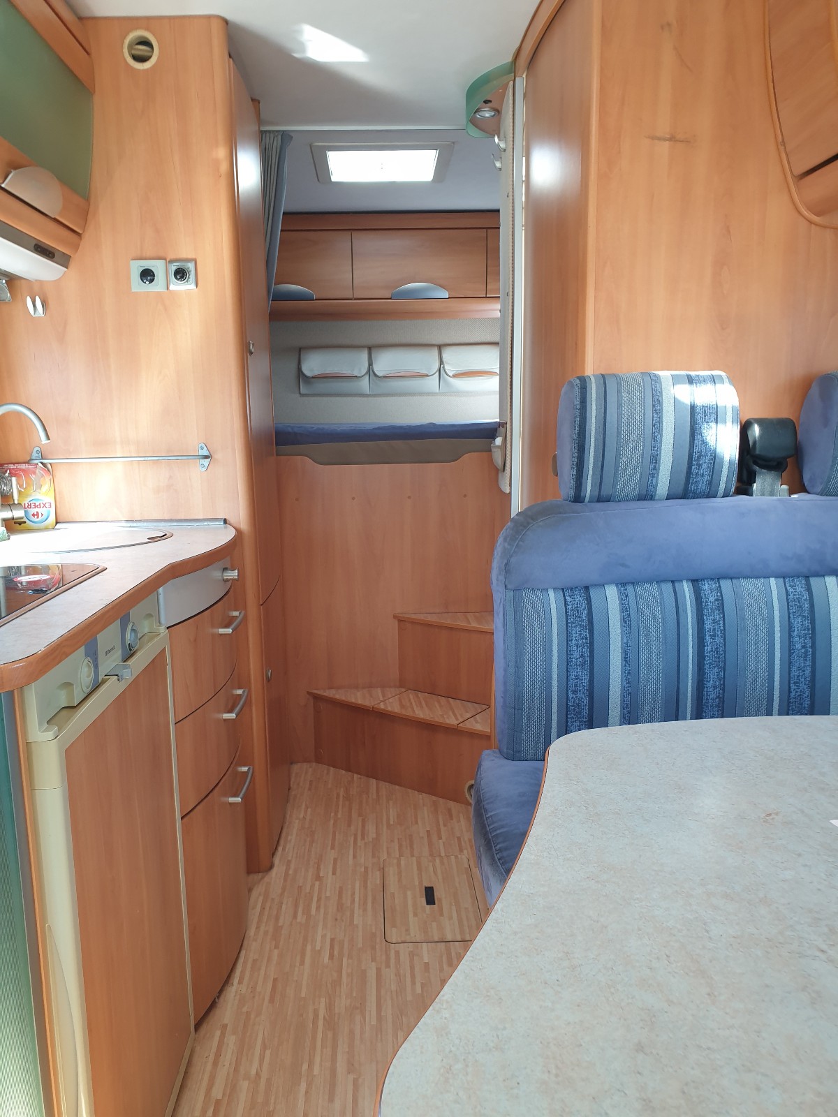 Camper Hymer B514 SL Usato in Buone Condizioni foto 2