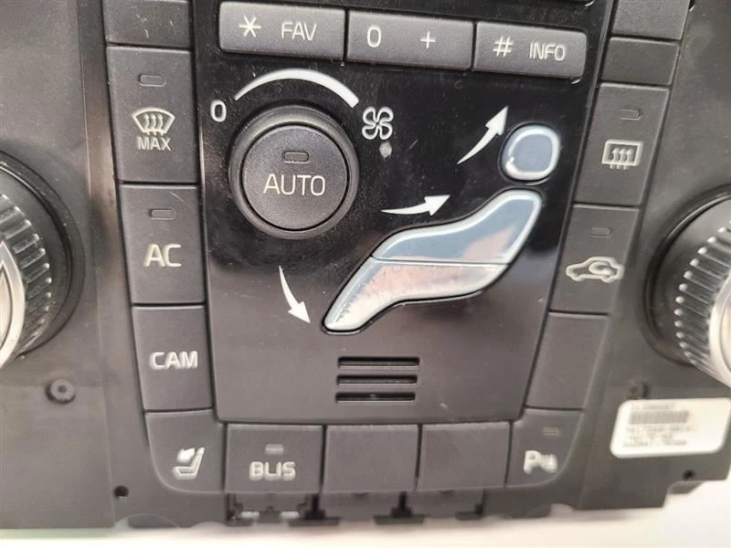 Control de temperatura Volvo XC60 2015 Foto 4 de 4