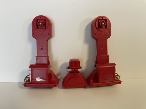 Disney Galaxy Edge Droid Depot R2 D2 Interactive Remote Control Parts Legs Red - Picture 3 of 3