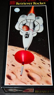 GLENCOE NO. 5002 (1950'S STROMBECKER RM-1 ROCKET) RETRIEVER ROCKET MODEL KIT