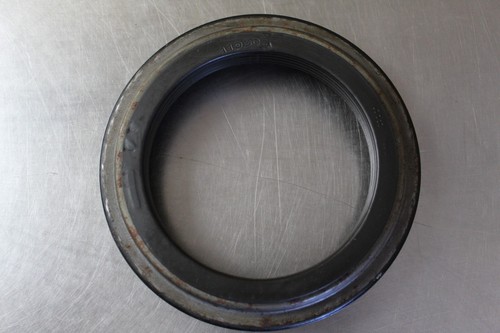 R65060U MERITOR WHEEL SEAL - Picture 2 of 5