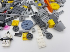 LEGO Star Wars Rogue One 75172 Y-Wing Starfighter Partial Set With Minifigures