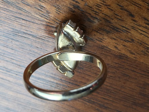 Vintage Pair of Pretty Rings 1 Blue Stone 1 Diamond - Picture 12 of 24