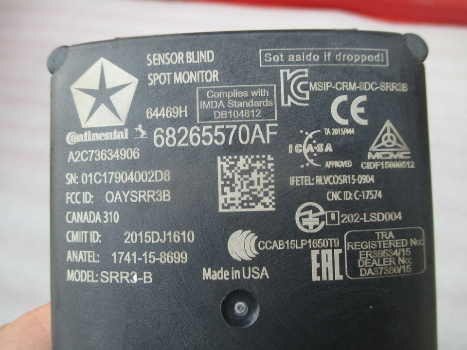 Dodge Durango 2016 2017 2018 sensor de monitor de punto ciego OEM usado Foto 2 de 4