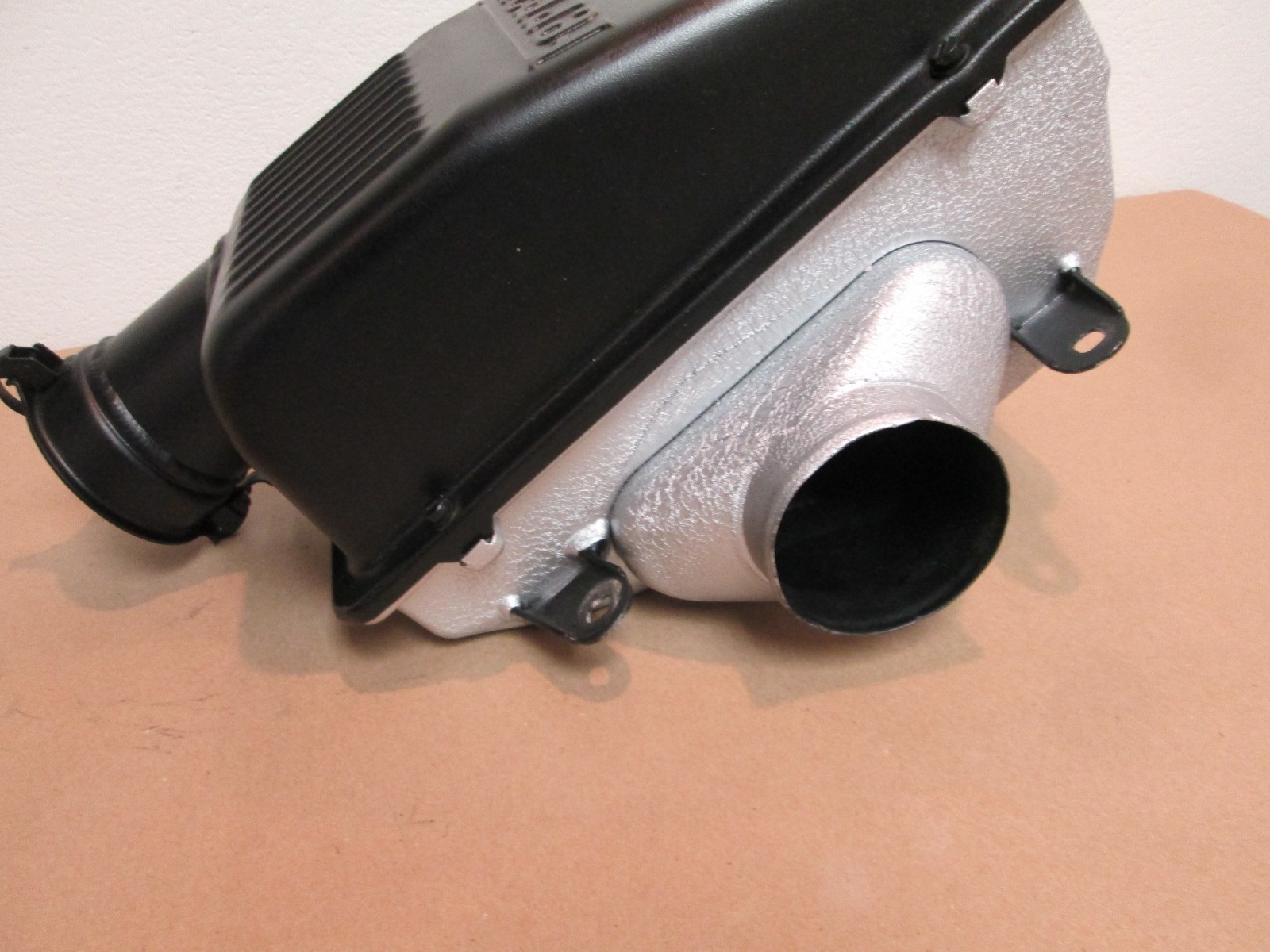 Ferrari 355 - 2.7 -  RH Air Intake Box # 154729