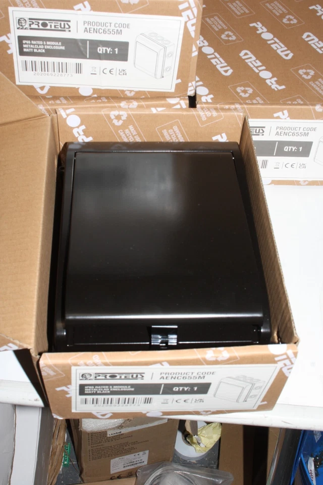 PROTEUS-5 Module Black Metalclad Enclosure 40A 30ma C RCBO & type 2 spd-BLACK - Image 3 of 4